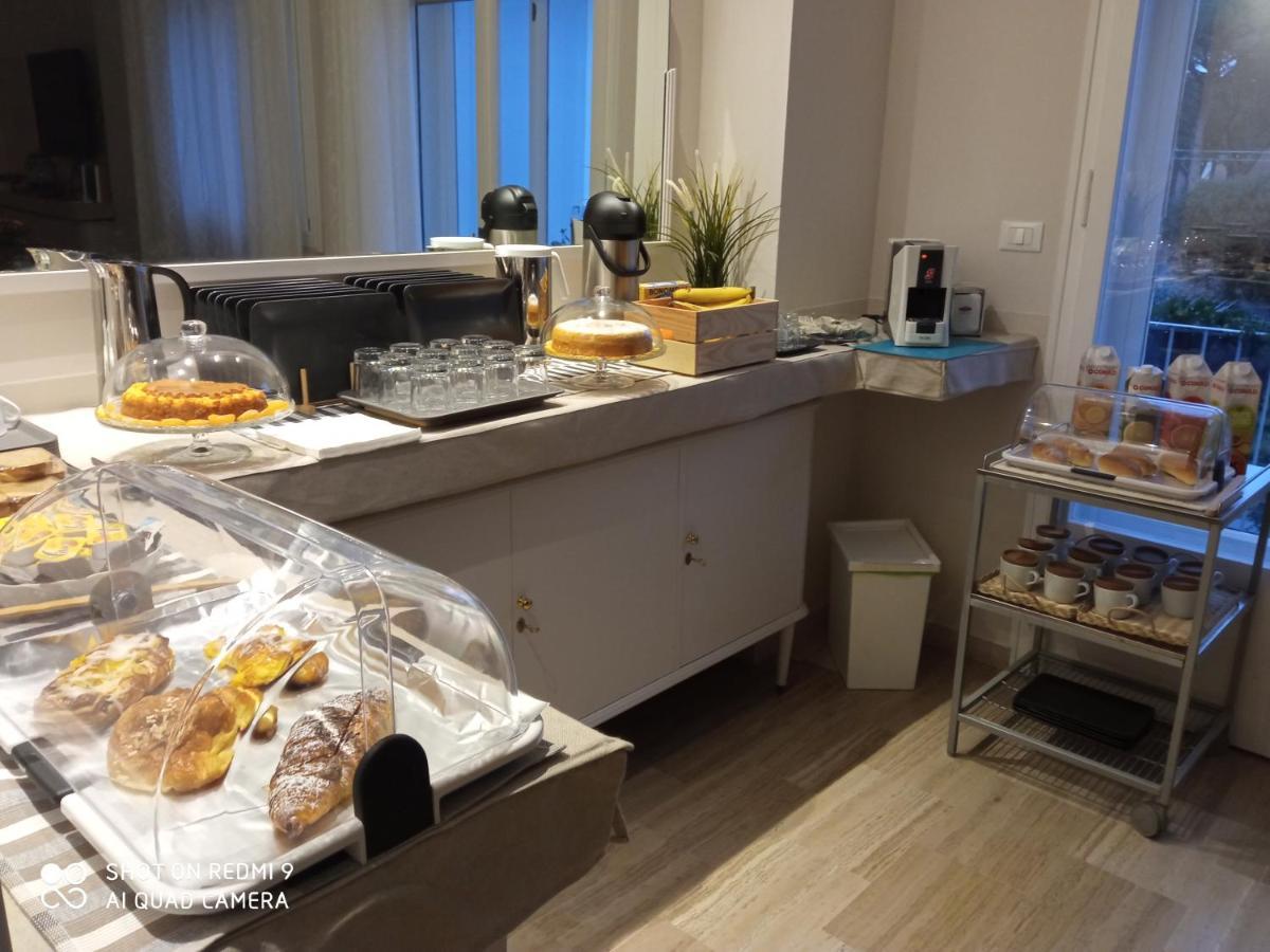 Ad Astra Rooms Равенна Екстер'єр фото