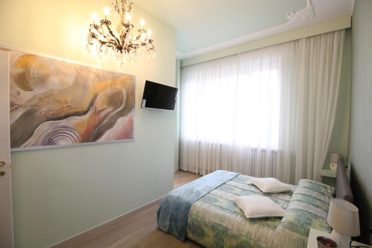 Ad Astra Rooms Равенна Екстер'єр фото