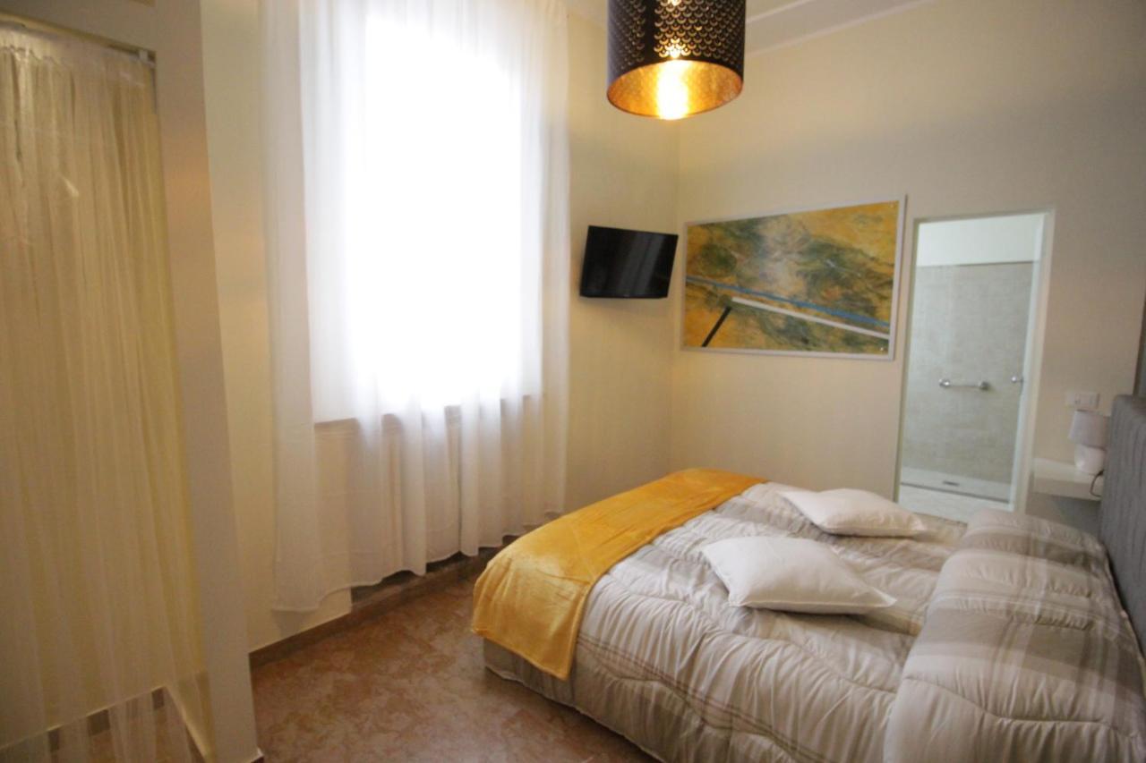 Ad Astra Rooms Равенна Екстер'єр фото
